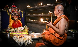 ದೇವರ ಪುಷ್ಪಾಲಂಕಾರ; ಇಂದಿನ ಫೋಟೋ ಆಲ್ಬಂ