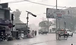 ಬೆಳಗಾವಿಯಲ್ಲಿ ಧಾರಾಕಾರ ಮಳೆ: ಅಕಾಲಿಕ ಮಳೆಯಿಂದಾಗಿ ಪರದಾಡಿದ ಜನತೆ