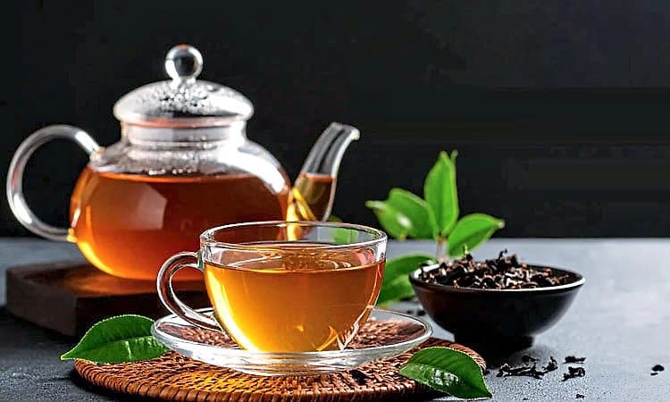 ಒಳಗೆ ನಿಜವಾದ ಚಹಾ ಇದ್ದರೆ ಮಾತ್ರ ‘ಟೀ’ ಎನ್ನಿ!