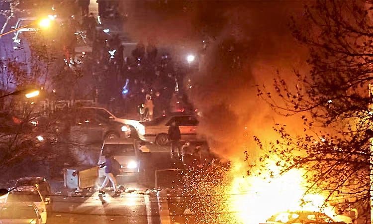 ಇರಾನ್‌ ಜೆನ್ ಜಿ ದಂಗೆಯಲ್ಲಿ ಕನಿಷ್ಠ 12000 ಮಂದಿ ಬಲಿ?     