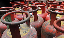 ಕೆಲವೆಡೆ ಪೂರ್ಣ; ಕೆಲವೆಡೆ ಆಂಶಿಕ ಬಂದ್‌; ಕಟ್ಟಿಗೆ ಒಲೆಗೆ ಮೊರೆ 