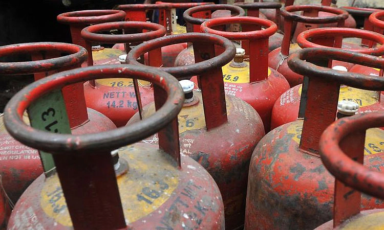 ಕೆಲವೆಡೆ ಪೂರ್ಣ; ಕೆಲವೆಡೆ ಆಂಶಿಕ ಬಂದ್‌; ಕಟ್ಟಿಗೆ ಒಲೆಗೆ ಮೊರೆ 