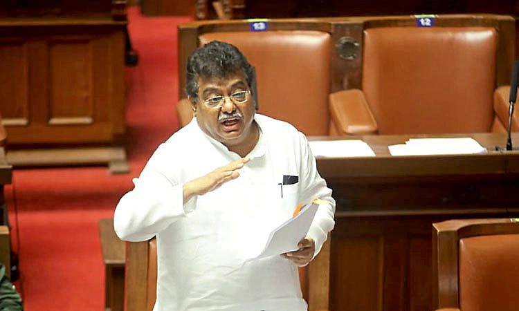 ಬಳ್ಳಾರಿ ಏರ್‌ಪೋರ್ಟ್‌ಗೆ ಹೊಸ ತಾಣ: ಸಚಿವ ಎಂ ಬಿ ಪಾಟೀಲ