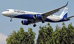 ಇಂಡಿಗೋ ಪ್ರಯಾಣಿಕರಿಗೆ ಇಂಧನ ಬೆಲೆ ಏರಿಕೆ ಬಿಸಿ: ನಾಳೆಯಿಂದ ವಿಮಾನ ಟಿಕೆಟ್ ದರ ದುಬಾರಿ!