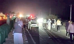 Seven killed after being run over by truck in Gujarat's Surendranagar