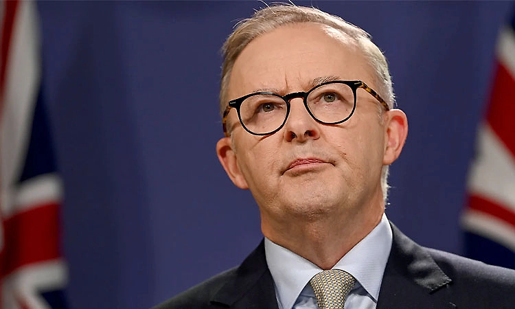 Australia says Strait of Hormuz must remain open, calls for fresh talks