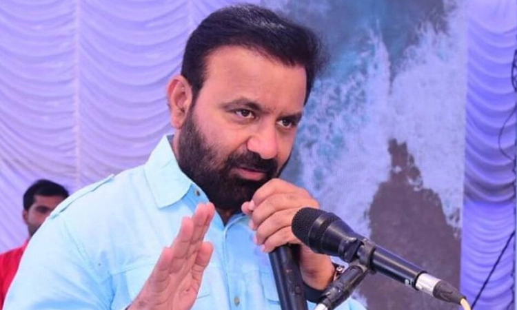 ಬಿಜೆಪಿ ಕರ್ಮಕಾಂಡಗಳ ಬಗ್ಗೆಯೂ ಸಿನಿಮಾ ಮಾಡಲಿ: ಸಚಿವ ಲಾಡ್‌