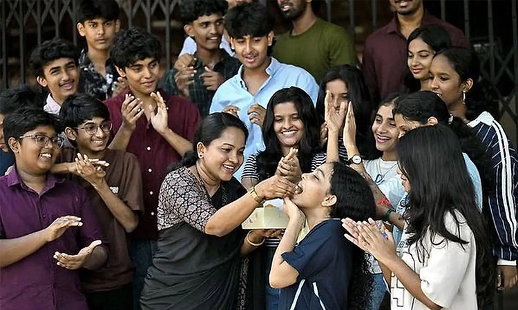 ಸಿಬಿಎಸ್‌ಇ 12ನೇ ತರಗತಿ: 85% ವಿದ್ಯಾರ್ಥಿಗಳು ಪಾಸ್