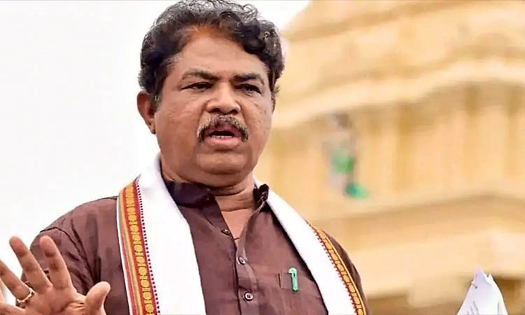 ಪ್ರಧಾನಿಗೆ ಕರೆಗೆ ಓಗೊಟ್ಟು ‘ಮಿತವ್ಯಯ’ ಪಾಲನೆ; ಬೆಂಗಾವಲು ವಾಹನ ಕೈಬಿಟ್ಟ ಅಶೋಕ್‌