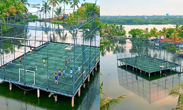 ಕೇರಳ: ತೇಲುವ ಕ್ರೀಡಾಂಗಣ ನಿರ್ಮಿಸಿದ ಫುಟ್ಬಾಲ್‌ ಫ್ಯಾನ್ಸ್‌