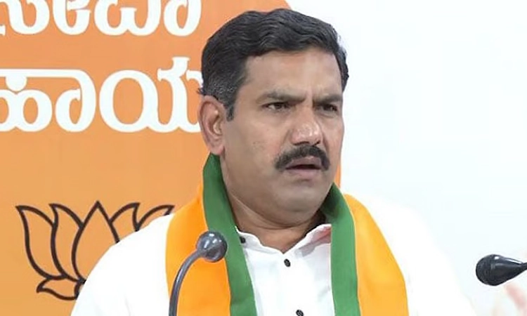 Cong 'deriving political mileage' out of students' protest: BJP state chief Vijayendra