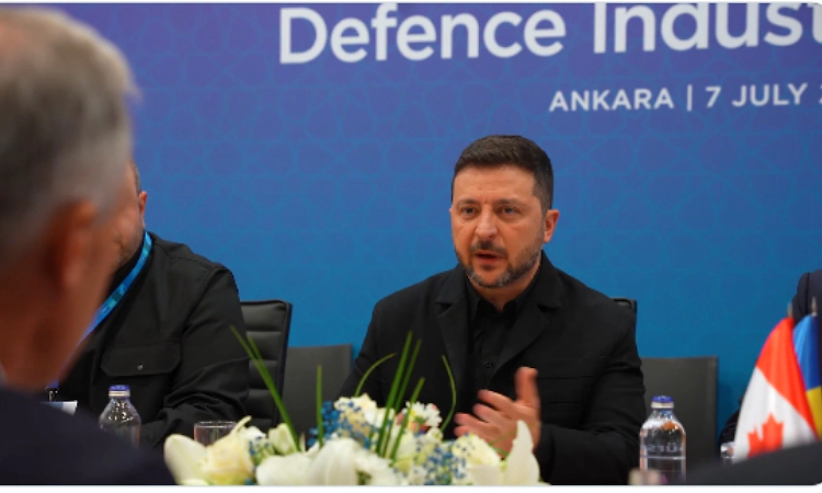 Zelenskyy will discuss Ukraine support, air defences with European leaders in Paris
