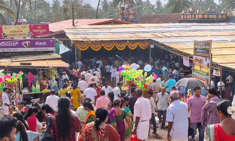 ‌ಕರ್ಕಾಟಕ ಅಮಾವಾಸ್ಯೆ ಜಾತ್ರೆ, ಪುಣ್ಯಸ್ನಾನ: ಮರವಂತೆ ದೇಗುಲದಲ್ಲಿ ವಿಶೇಷ ಪೂಜೆ ಸಂಪನ್ನ