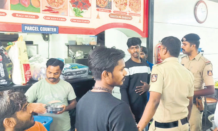 503 ಬಾಲಕಾರ್ಮಿಕರ ರಕಣೆ, 18 ಮಾಲಿಕರ ವಿರುದ್ಧ ಎಫ್ಐಆರ್