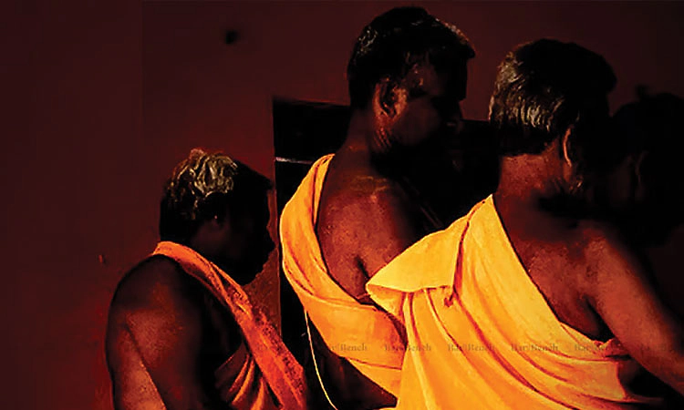 ಅರ್ಚಕರು, ಸಿಬಂದಿ ರಜೆಗೆ ಅನುಮತಿ ಕಡ್ಡಾಯ