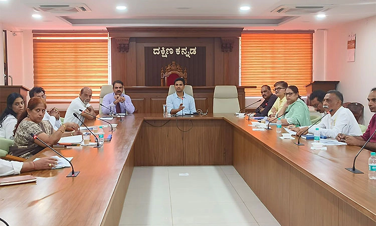 Mangaluru: ಆರೋಗ್ಯ ಇಲಾಖೆ ನೋಂದಣಿ ನವೀಕರಿಸದ ಆಸ್ಪತ್ರೆಗಳಿಗೆ ದಂಡ