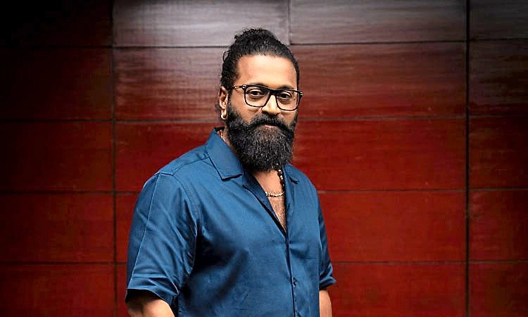 Rishab Shetty speaks about faith in Raghavendra Swamy at Mantralayam event