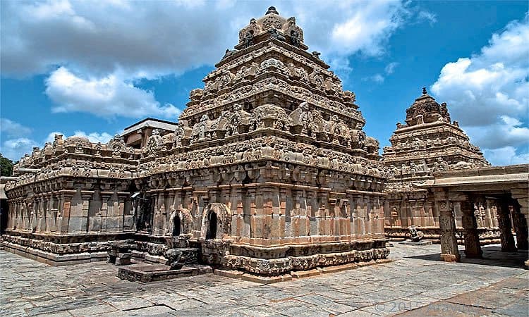 Kannada Rajyotsava: ಐತಿಹ್ಯವುಳ್ಳ ಪುರಾತನ ಭೋಗ ನಂದೀಶ್ವರ ದೇವಾಲಯ:ನಂದಿ ಗ್ರಾಮ