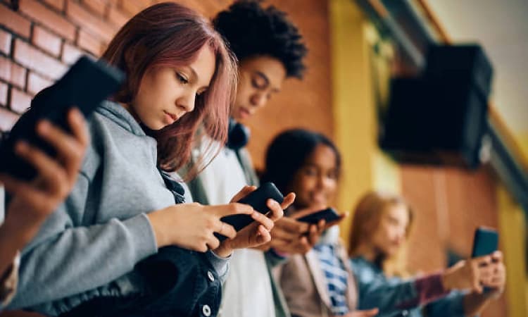 Australia’s historic under-16 social media ban prioritises youth mental health