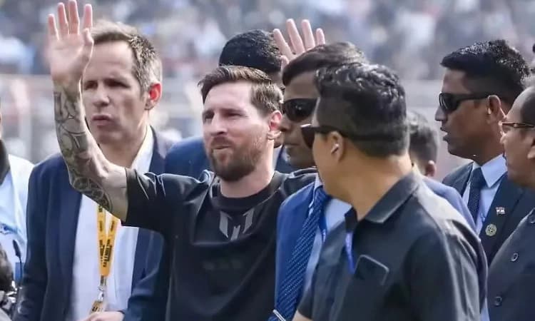 Messi arrives in Mumbai for day 2 of ''GOAT Tour''