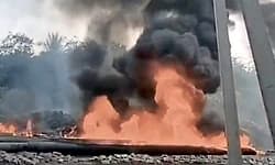 Kalaburagi: ಅಗ್ನಿ ಅವಘಡ; ಎಲ್‌ ಆಂಡ್‌ ಟಿ ಕಂಪೆನಿಗೆ ಸೇರಿದ ಪೈಪ್‌ಗಳು ಸುಟ್ಟು ಕರಕಲು