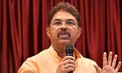 ಕೇರಳ ಗೆದ್ದಿದ್ದರಿಂದ ಇವಿಎಂ ಸರಿ ಇದೆಯಾ?: ಆರ್.ಅಶೋಕ್‌ ಲೇವಡಿ