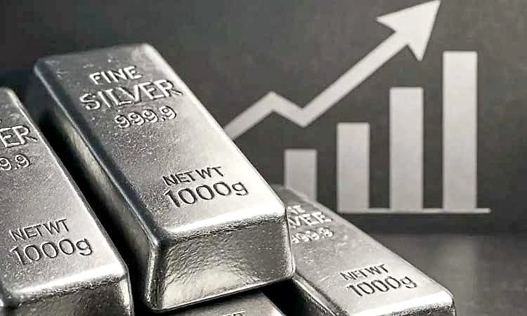 ಬೆಳ್ಳಿ ದರ ಸಾರ್ವಕಾಲಿಕ ದಾಖಲೆ: ಕೆ.ಜಿ.ಗೆ ಈಗ 2 ಲಕ್ಷ  ರೂ.!