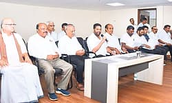 ಬೆಳೆವಿಮೆ ಪಾವತಿ ಲೋಪ ಸರಿಪಡಿಸಿ ರೈತರಿಗೆ ನ್ಯಾಯ ಕೊಡಿ:ಡಾ|ಎಂ.ಎನ್‌.ಆರ್‌.ಆಗ್ರಹ