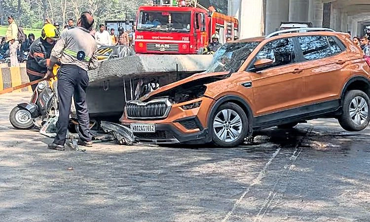 Mumbai: ಆಟೋ ರಿಕ್ಷಾದ ಮೇಲೆ ಕುಸಿದು ಬಿದ್ದ ಮೆಟ್ರೋ ಪಿಲ್ಲರ್:‌ ಓರ್ವ ಸಾವು