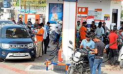 ಪೆಟ್ರೋಲ್‌, ಡಿಸೇಲ್ ಕೊರತೆ ಇಲ್ಲ: ವದಂತಿಗೆ ಕೇಂದ್ರ ತೆರೆ