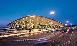 Bengaluru: ಕೆಂಪೇಗೌಡ ಏರ್ಪೊರ್ಟ್‌ನಲ್ಲಿ 9.13 ಕೋಟಿ ಮೌಲ್ಯದ ಹೈಡ್ರೋ ಗಾಂಜಾ ಜಪ್ತಿ