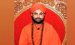 ಹರಿಹರ ಮಠದಲ್ಲೇ ಇರುವೆ: ಶ್ರೀ