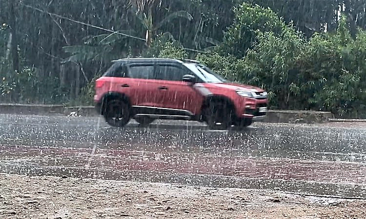 ತೀರ್ಥಹಳ್ಳಿಯಲ್ಲಿ ಗುಡುಗು ಸಹಿತ ಆಲಿಕಲ್ಲು ಮಳೆ