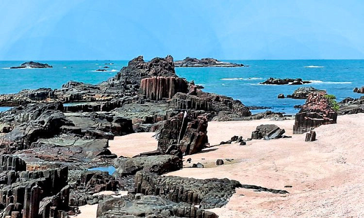 ಮಲ್ಪೆ : ಸೈಂಟ್‌ಮೇರೀಸ್‌ ದ್ವೀಪ ಪ್ರವೇಶ ಹಾಗೂ ಜಲ ಕ್ರೀಡೆಗಳಿಗೆ 4 ತಿಂಗಳ ಕಾಲ ನಿಷೇಧ