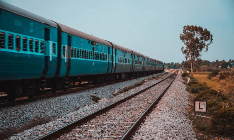 Iron frame on track halts Punjab Mail near Lucknow, train mishap averted