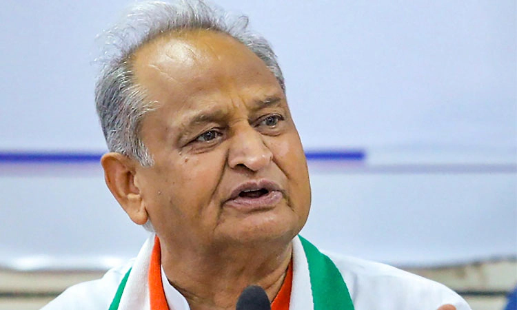 ಇಂದಿರಾ ಗಾಂಧಿ ಈಗ ಪ್ರಧಾನಿಯಾಗಿದ್ದರೆ ಬಿಜೆಪಿ ನಿಷೇಧಿಸುತ್ತಿದ್ದರು: ಅಶೋಕ್ ಗೆಹ್ಲೋಟ್