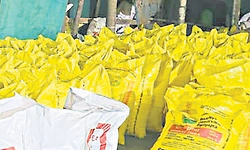 ರಸಗೊಬ್ಬರ ಮಾರಾಟ ದಂಧೆ: 632 ಚೀಲ ಯೂರಿಯಾ ಕರಗುವ ಆತಂಕ