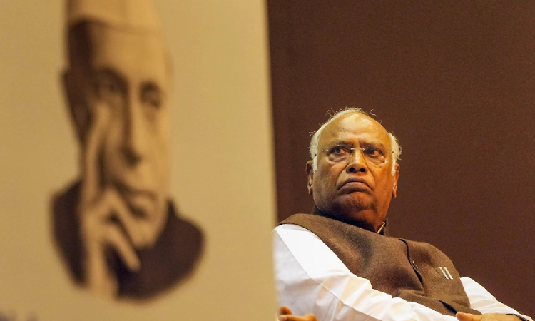 Karnataka cabinet expansion soon: AICC Prez Kharge