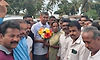 ಬೇಳೂರುಗೆ ಸಚಿವ ಸ್ಥಾನ ನೀಡುವಂತೆ ಒತ್ತಾಯಿಸಿ ಸತೀಶ್ ಜಾರಕಿಹೊಳಿಗೆ ಮನವಿ ಮಾಡಿದ ಕಾರ್ಯಕರ್ತರು