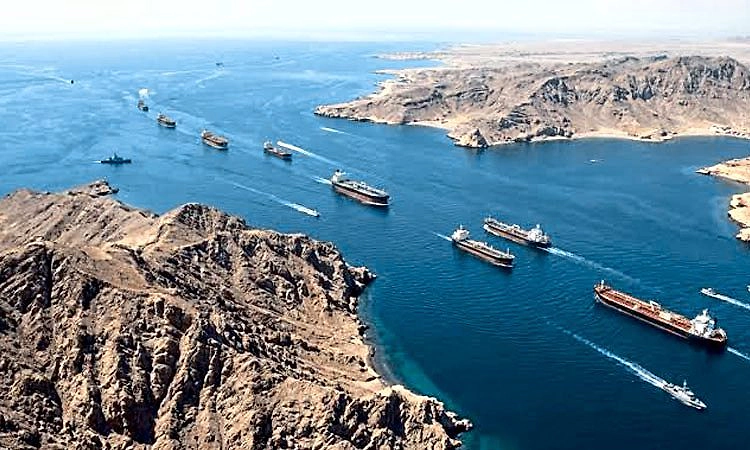 Hormuz crisis: ಪರ್ಷಿಯನ್ ಕೊಲ್ಲಿಯಲ್ಲಿ ಸಿಲುಕಿದ 148 ಭಾರತೀಯ ನಾವಿಕರಿದ್ದ 7 ಹಡಗುಗಳು