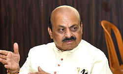 ಮಲ್ಲಿಕಾರ್ಜುನ ಭಾಷಣ ಸ್ಥಳ ಶುದ್ಧೀಕರಣ ಖಂಡನೀಯ: ಬಸವರಾಜ ಬೊಮ್ಮಾಯಿ