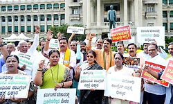 ಬಿಜೆಪಿ/ಸರ್ಕಾರ: ಆರ್‌ಎಸ್‌ಎಸ್‌ ಸಂಘರ್ಷ; ಸರ್ಕಾರದ ಕ್ರಮಕ್ಕೆ ವಿಪಕ್ಷ ವಿರೋಧ