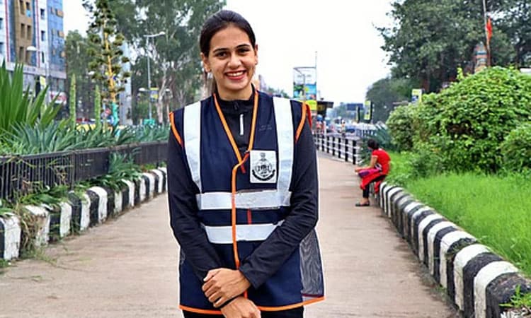 Traffic: ಲೇಡಿ ಸಿಂಗಮ್‌ ಎಂದೇ ಪ್ರಸಿದ್ಧ -ಟ್ರಾಫಿಕ್‌ ಬೆಡಗಿ