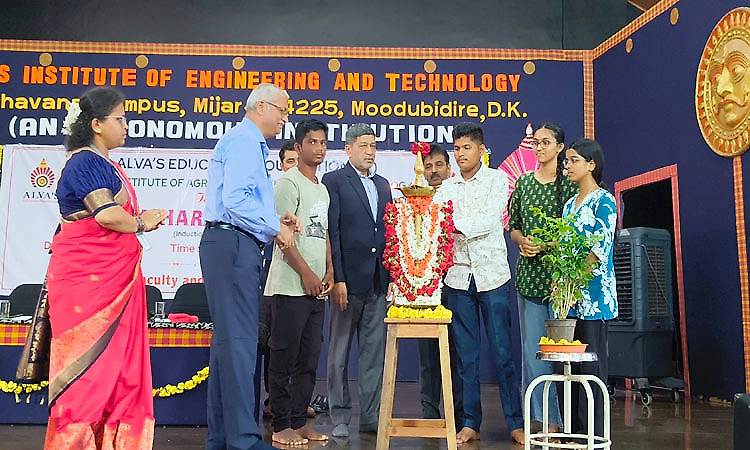 Youth should turn agriculture into a profitable enterprise: Dr Ashok Dalwai