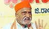 ಹಿಂದೂ ವಿರೋಧಿ ನೀತಿ ಅನುಸರಿಸುವ ಶಿಕ್ಷಣ ಸಂಸ್ಥೆಗಳ ವಿರುದ್ಧ ಹೋರಾಟ: ಪ್ರಮೋದ್ ಮುತಾಲಿಕ್
