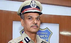 ಸುಪ್ರೀಂನಲ್ಲಿ ತಪ್ಪು ಮಾಹಿತಿ: ಸರಕಾರದ ವಿರುದ್ಧ ಡಿಜಿಪಿ ಅಲೋಕ್‌ ಕುಮಾರ್‌ ಕೆಂಡ