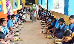 ಬಿಸಿಯೂಟ: 282 ಕೋಟಿ ರೂ. ಅನುದಾನ ಬಿಡುಗಡೆಗೆ ರಾಜ್ಯ ಸರಕಾರ ಆದೇಶ