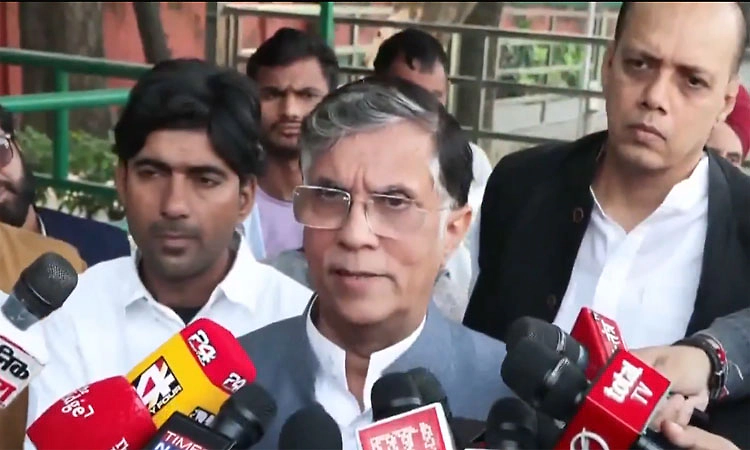 Bihar;  ಜನರ ವಿರುದ್ಧ ಚುನಾವಣಾ ಆಯೋಗ ಯಶಸ್ವಿ: ಕಾಂಗ್ರೆಸ್ ನಾಯಕ ಖೇರಾ