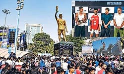 ಮೆಸ್ಸಿಯ ಗೋಟ್‌ ಯಾತ್ರೆ ಆರಂಭ... ಕೋಲ್ಕತ್ತಾದಲ್ಲಿ ಫುಟ್ಬಾಲ್‌ ದಿಗ್ಗಜನಿಗೆ ಅದ್ಧೂರಿ ಸ್ವಾಗತ