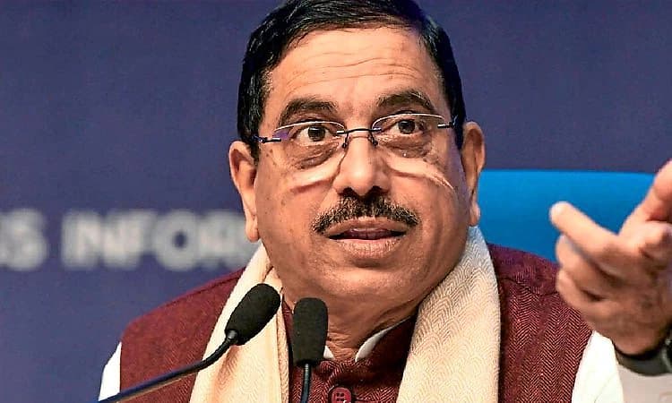 ಲೋಕಸಭೆ ಕ್ಷೇತ್ರ ವ್ಯಾಪ್ತಿ, ಮೀಸಲು ಬದಲಾವಣೆ ಸಾಧ್ಯತೆ: ಜೋಶಿ